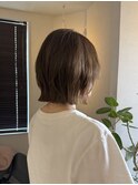 軽やかレイヤーボブ×オリーブベージュ