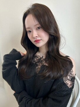 韓国風くびれヘア ヨシンモリ 20代 髪質改善 黒髪 小顔カット