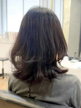 ロビー 表参道(ROBBY) ミディアムレイヤーカット/20代30代40代/顔周りカットワンカール