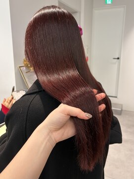 トリッカ シブヤ(TRICCA SHIBUYA) ブリーチなしレッドカラー艶ツヤ髪暖色髪質改善渋谷Wカラー20代