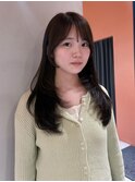 軽やかレイヤーと透明感ブラウンベージュ