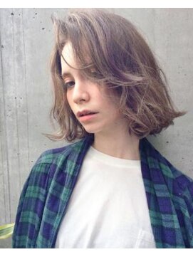 ジーナ(XENA) ハーフボブ