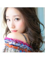 ティアラ 桜木町(TIARA)&nbsp;デコ出しが可愛い♪フェザーロングｂｙ西山　桜木町・関内