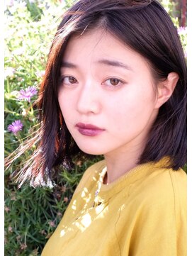 ロジェ(loje) 【LOJE】風に揺られるモードヘア。大人ボブ。