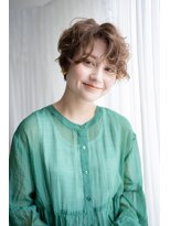 マグノリア オモテサンドウ(MAGNOLiA Omotesando)&nbsp;ボリュームショートパーマ・・・HINATA