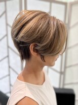 ツムグ 代官山店(TUMUGU) 30代40代50代大人可愛いモテ髪カタログ白髪ぼかしペールベージュ