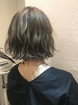 ルース(RUTH) 外ハネ×ウェーブ