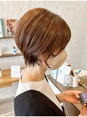 丸みくびれショート