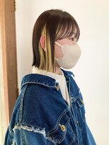 サクラ オモテサンドウ(SAKURA)&nbsp;切りっぱなしボブ×インナーカラーイエロー