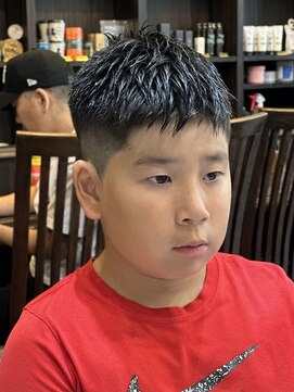 カットインシャンゼ 崇元寺店 キッズカット