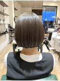 グレージュ/ボブ