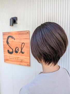 ソル 千葉(Sol) 襟足スッキリ冬ショートボブ