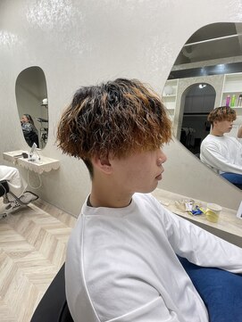 モニュメント(Monument) 縦落ちツイスパ