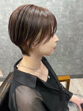 グラック(glac) ショート/ボブ/インナーカラー/イヤリングカラー/ベージュ