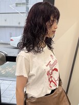 チーカ(chica)&nbsp;レイヤーパーマ × ワインレッド