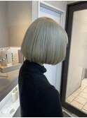 カーキホワイト　かじ