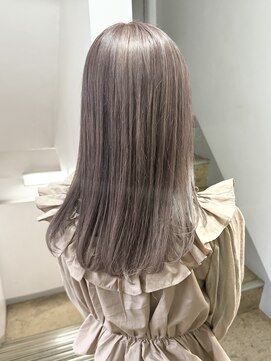 リルア 博多(LIRUA) ヌーディーグレーカラー