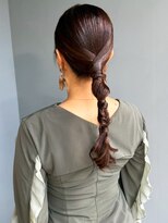 ナカオコアフュール(NAKAO COIFFURE)&nbsp;タイトポニー 編み下ろしアレンジ ヘアセット 結婚式