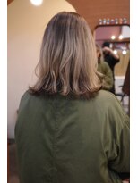 チャプター 問屋町(chapter)&nbsp;髪質改善ミルクティベージュ外はねボブケアブリーチダブルカラー