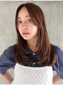 ミディアム/レイヤーカット/顔周りカット/ベージュ/透明感カラー