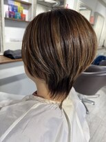 アネラ(Anela)&nbsp;クビレショートヘア