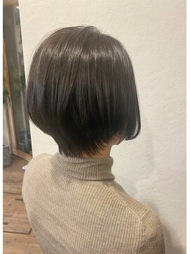 イソラヘアアトリエ(Isola hair atelier) 【Isola】大人×ショート