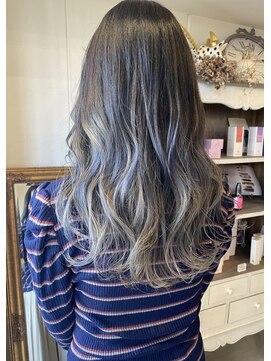 ヘアーデザイン シュシュ(hair design Chou Chou by Yone) ☆chouchou☆ブルーグレージュ×グラデーション