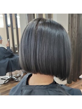 アリア(Aria) 前下がりボブ×グレージュ【臼杵/大分】