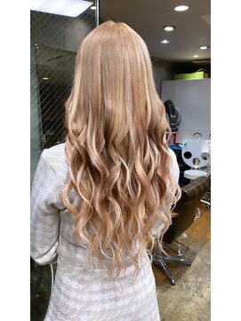 ラフ 難波店(LAFF) #黒髪#ボブルフ#ネビージュ#小顔#ワンレン