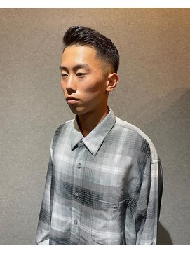 レアロイヤルバーバー(Le' A ROYAL BARBER) 【フェード/刈り上げ/7:3/ツヤ感/黒髪】