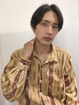 キー(kii) センターパート/マッシュショート/刈り上げ