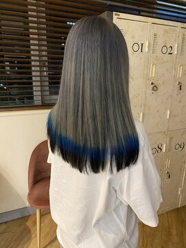 ポコアポコ(POCO-A-POCO) シルバー×ブルー×ブラックのフォックスカラー