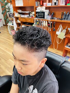 カミングよしむら(髪ingよしむら) 宮城リョータ風パーマ