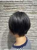 20代30代40代前下がりストレート小顔補正立体カット