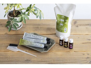 イーナ(e-na)の写真/オーガニックカラーは髪と地肌のPHバランス調整スパ付き。心までゆるむ贅沢なおひとり時間を・・・