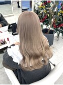透明感ミルクティーベージュ