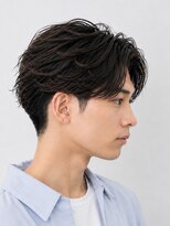 ネオリーブ クーロ メゾン 横浜(Neolive curro Maison)&nbsp;韓国マッシュ　センターパートフェザーパーマ　MEN’S HAIR