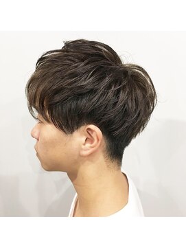 ベラヘアー(Bella Hair) マッシュレイヤー×刈り上げ