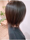 ウルフなフワッと軽いボブスタイル