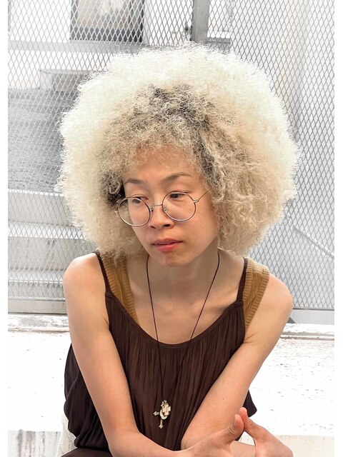 アフロパーマ・afroperm・70'shair・スパイラルパーマ・ブリーチ