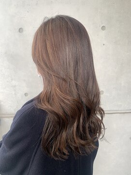 リバレッジ 白金(Leverage) 艶のあるブラウン30代40代【白金/目黒】担当山岡