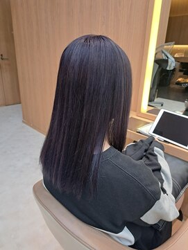 ユニックス イオンモール春日部店(UNIX) インナーカラー　ブルー×ブラック　ストレートカット