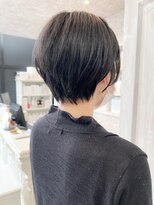 キャアリー(Caary)&nbsp;福山キャアリー小顔補正立体カットショートヘア　ショートボブ