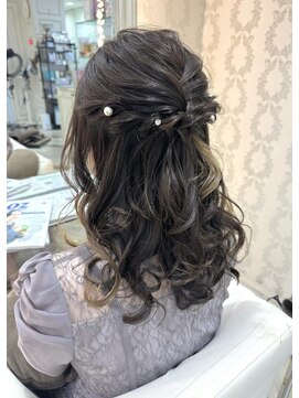 クロップ エス 湘南辻堂(crop es) cropes辻堂谷川 大人気ふんわりハーフアップ