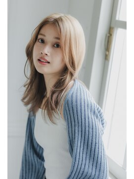 フィス(Fe's) くびレイヤーエモージュカールセミディシアーカラー