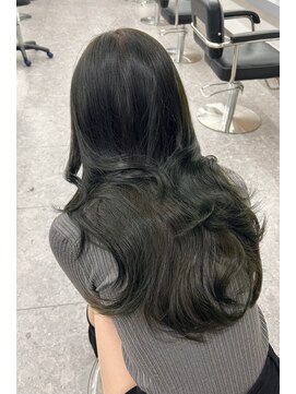 ランズ リアオオサカ(LANDS RiaOSAKA) オリーブグレージュ×レイヤー【韓国ワンホンヘア 大阪 梅田】