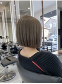 ミルクティーベージュ/切りっぱなしボブ