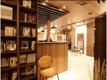 オモチ(omochi)の雰囲気（色々な本を用意しており、ご自由にお読みいただけます。）