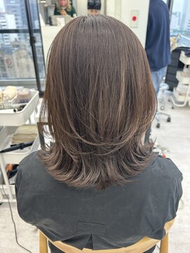 ビューナゴヤ 名駅(VIEW NAGOYA) 外ハネレイヤー/くびれヘア/外ハネ/ミディアムレイヤー