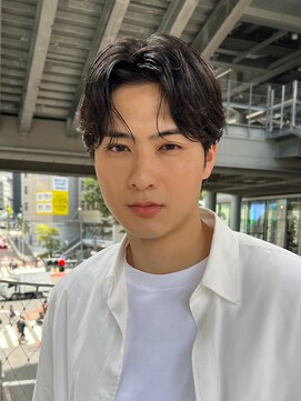 ガーデン 銀座(GARDEN) センターパート曲がる縮毛矯正フェザーパーマ銀座一丁目